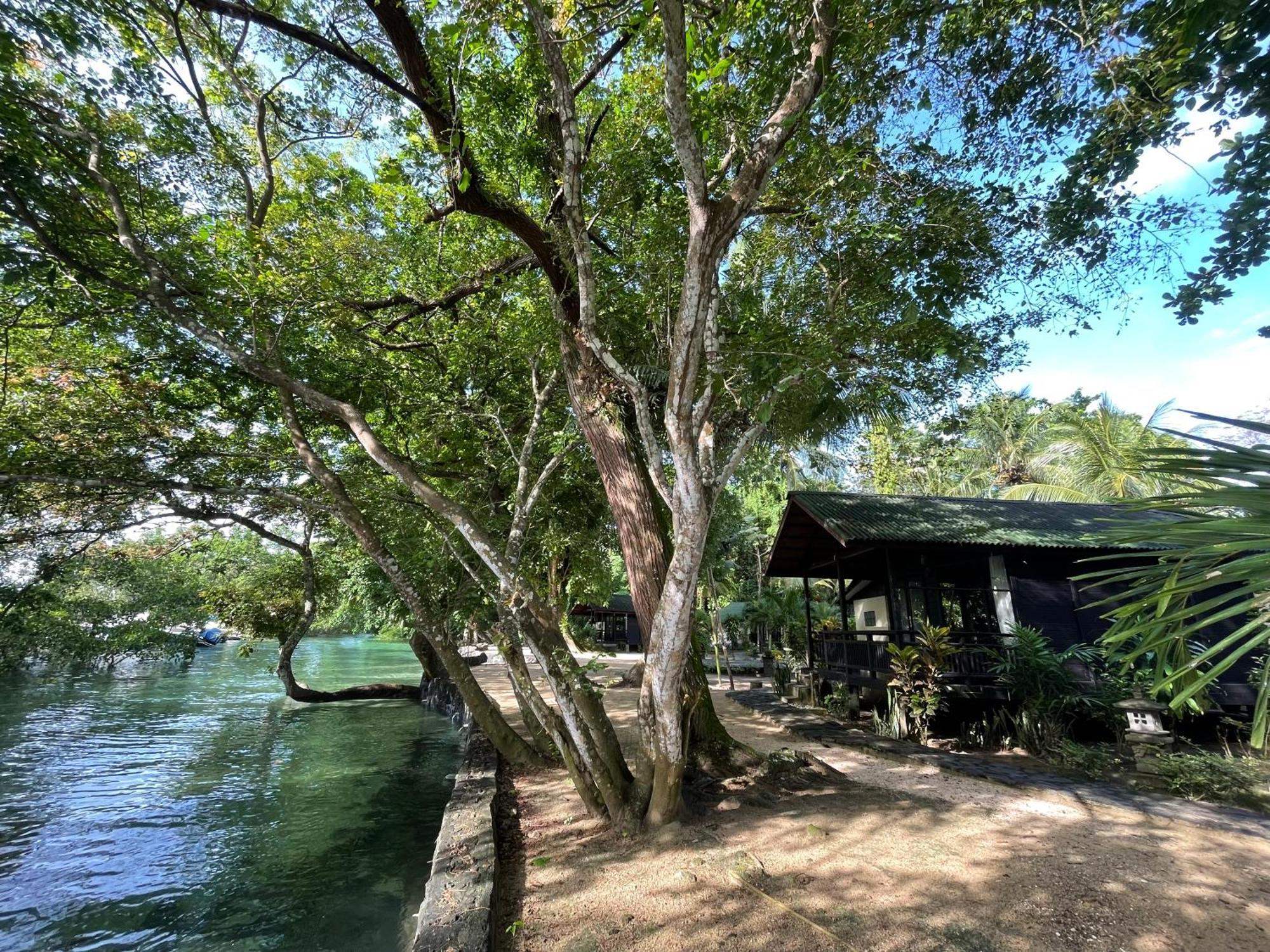 The Village Bunaken Extérieur photo