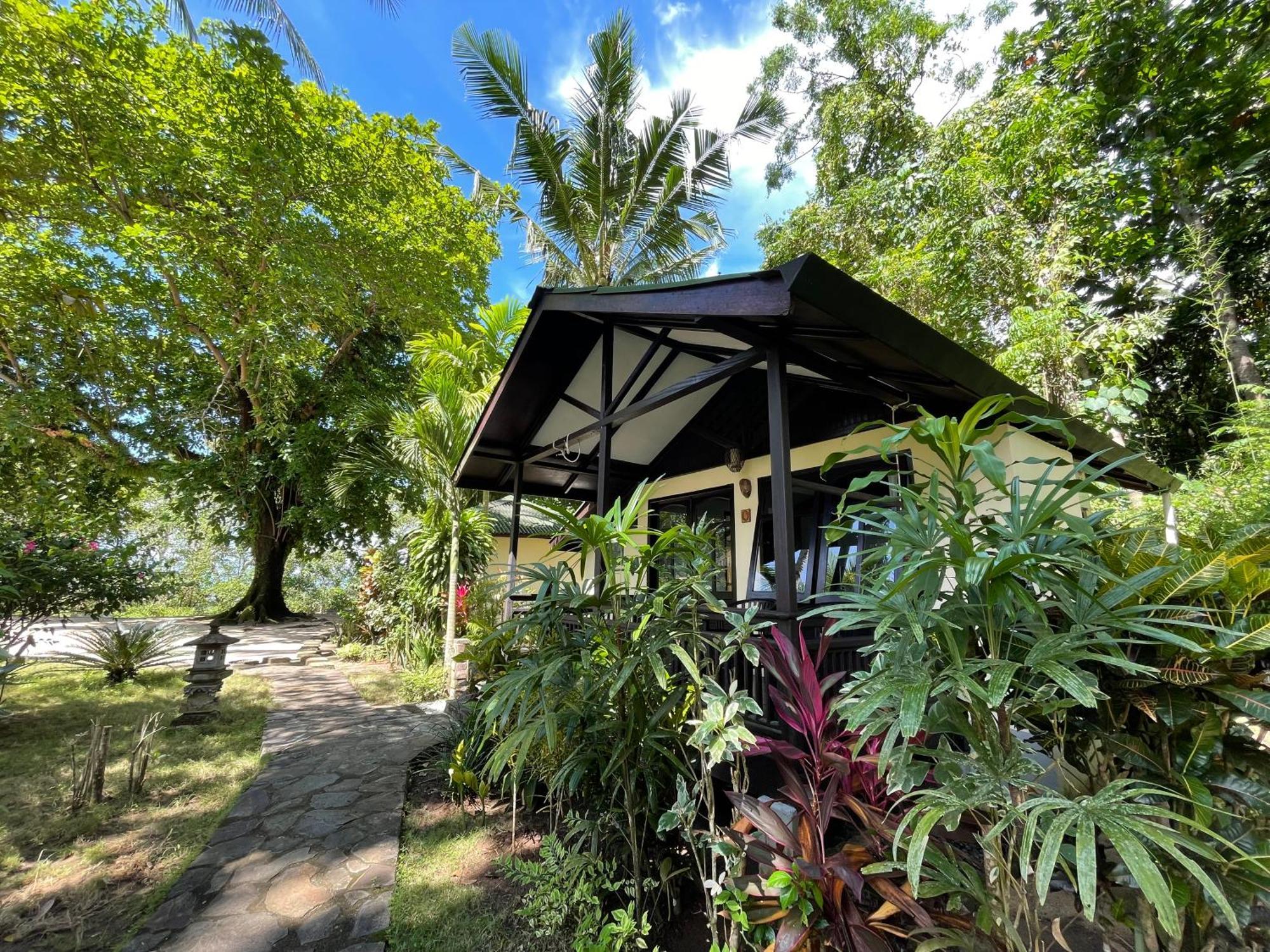 The Village Bunaken Extérieur photo